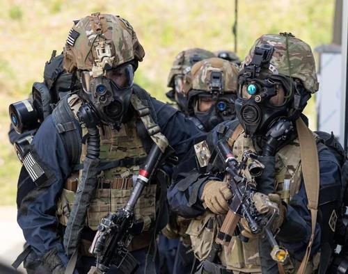 El Ejército estadounidense revela fotografías de entrenamiento cerca de la DMZ en medio de la tensión intensificada